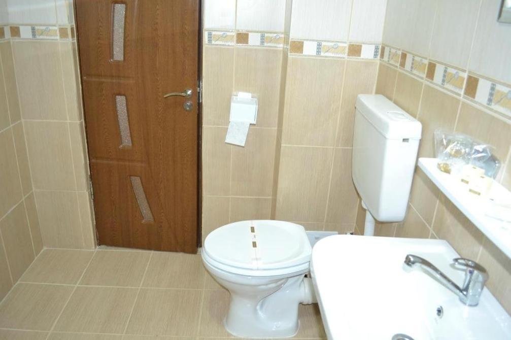 Hotel Corsar Tulcea Kamer foto