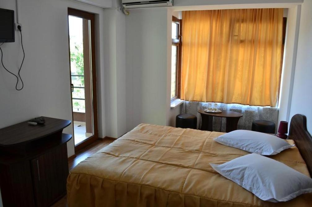 Hotel Corsar Tulcea Kamer foto